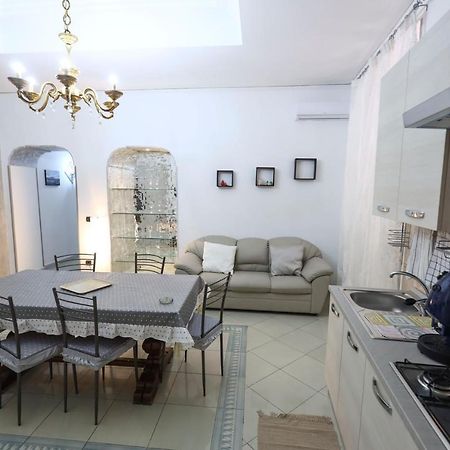 Yasmin Casavacanze Napoli Exterior foto